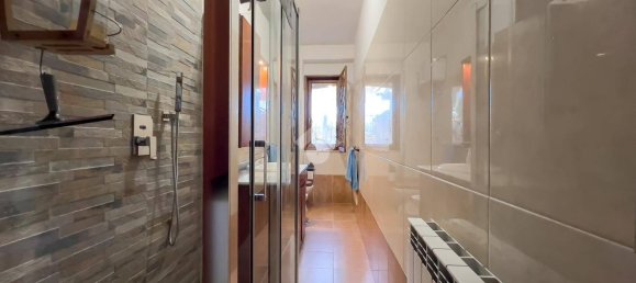 3 bedrooms House in Formia, Italy No. 280883 12