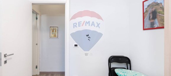 3 Schlafzimmer Wohnung in Fiumicino, Italy, Nr. 380049 17