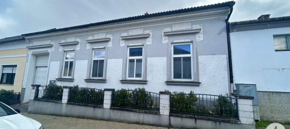 Дом с 4 комнатами в Ангерн ан дер Марх, Австрия № 167719 2