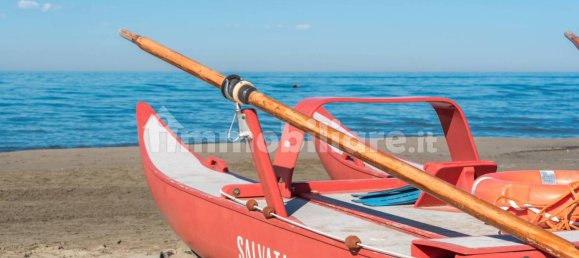 Вилла с 2 спальнями в Форте деи Марми, Италия № 124595 17