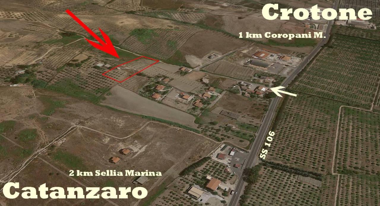 1 room Land in Sersale, Italy No. 24330