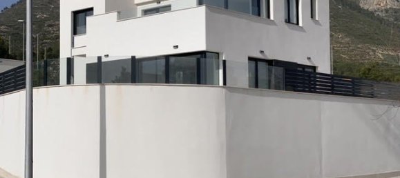 Вилла с 4 спальнями в Полоп, Испания № 2684 3