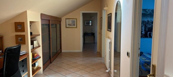 3غرفة شقة في Vidigulfo, Italy رقم 230694 22