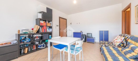 Apartamento de 2 habitaciónes en Rome, Italy No. 127130 3