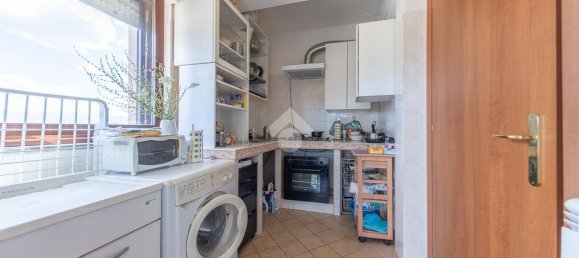 Apartamento de 2 habitaciónes en Rome, Italy No. 127130 4