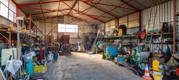 Склад 200м² в Ачиреале, Италия № 298502 2