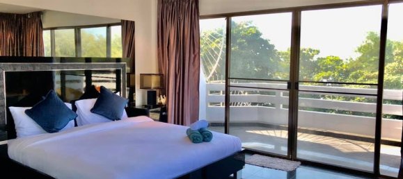 5 bedrooms Cafe / restaurant in Pattaya, Thailand No. 410 10