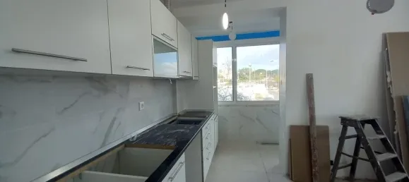 Apartamento de 4 dormitorios en Almada, Portugal No. 87336 2