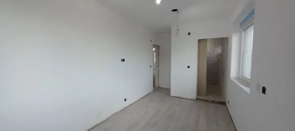 Apartamento de 4 dormitorios en Almada, Portugal No. 87336 17