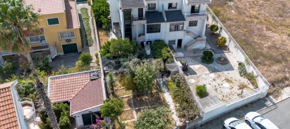 4 غرف نوم فيلا في Rio de Mouro, Portugal رقم 136149 44