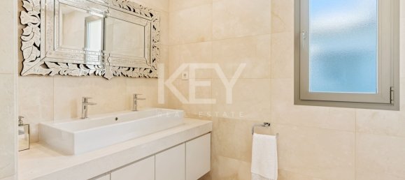 5 bedrooms Villa in Marbella, Spain No. 64405 50