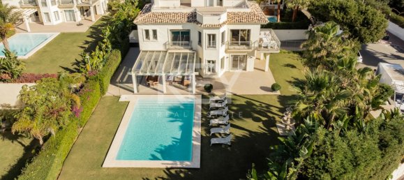 5 bedrooms Villa in Marbella, Spain No. 64405 15