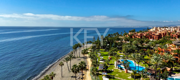 5 bedrooms Villa in Marbella, Spain No. 64405 29