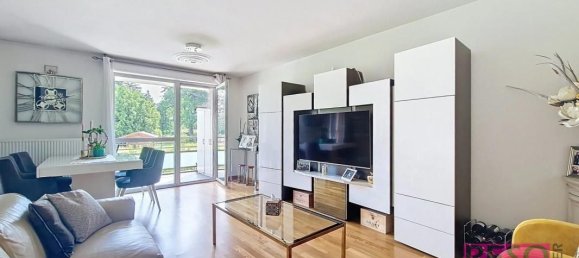 Apartamento de 2 dormitorios en Etrembieres, France No. 317216 4