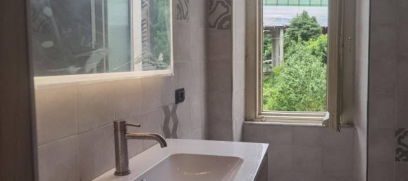 8-salle Appartement à Altare, Italy No. 146098 11