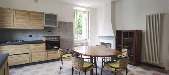 8-salle Appartement à Altare, Italy No. 146098 3