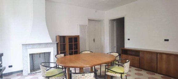 8-salle Appartement à Altare, Italy No. 146098 4