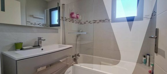 3 Schlafzimmer Haus in Le Teich, France, Nr. 278775 18