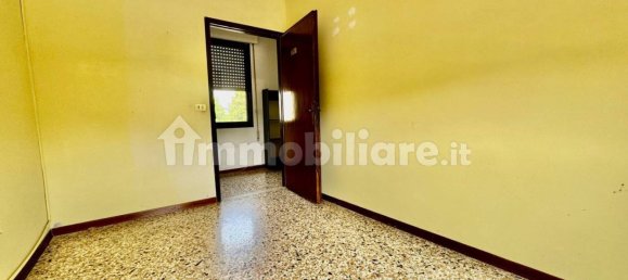 2 bedrooms Apartment in Venice, Italy No. 180018 9