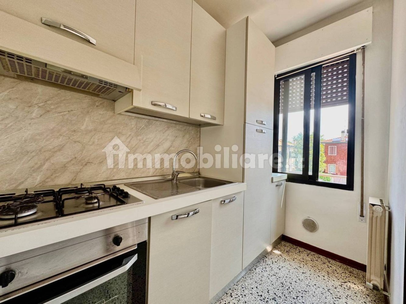 2 bedrooms Apartment in Venice, Italy No. 180018