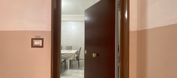 3-salle Appartement à Casavatore, Italy No. 149434 3