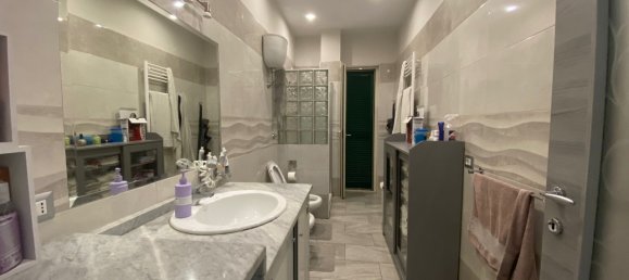 3-salle Appartement à Casavatore, Italy No. 149434 10