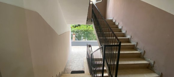 3-salle Appartement à Casavatore, Italy No. 149434 2