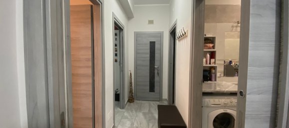 3-salle Appartement à Casavatore, Italy No. 149434 8