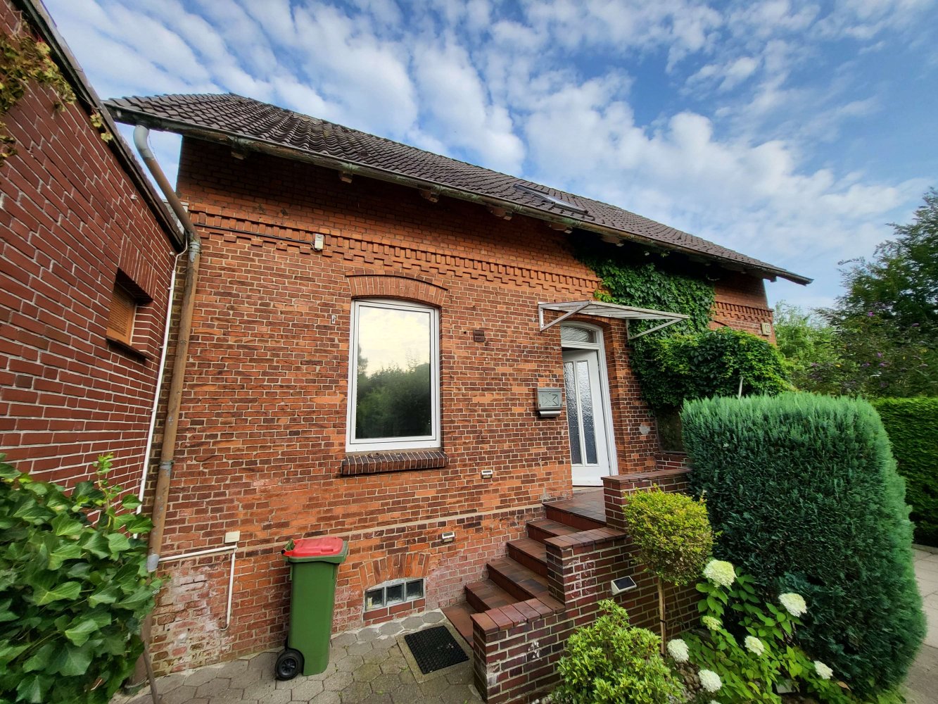 3 bedrooms Townhouse in Bergedorf, Germany No. 321783