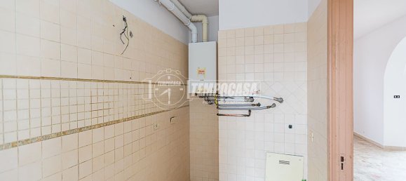 Apartamento de 2 dormitorios en Codogno, Italy No. 116410 10