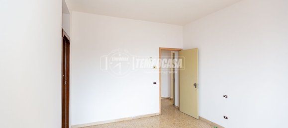 Apartamento de 2 dormitorios en Codogno, Italy No. 116410 15