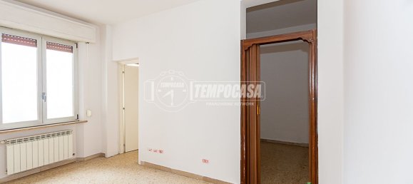 Apartamento de 2 dormitorios en Codogno, Italy No. 116410 14