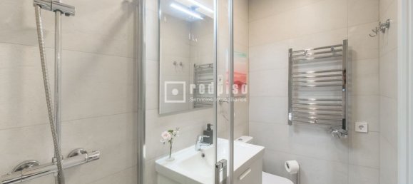 1 bedroom Penthouse in Madrid, Spain No. 168353 36