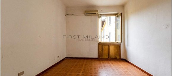 3 rooms Apartment in Milan, Italy No. 248504 3