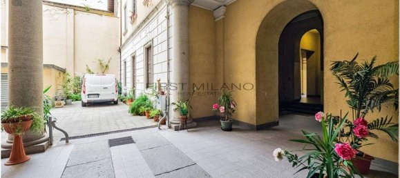 3 rooms Apartment in Milan, Italy No. 248504 8