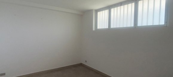 72m² Commercial property in Noci, Italy No. 42322 8