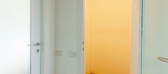 2-Zimmer Wohnung in Milan, Italy, Nr. 240682 16