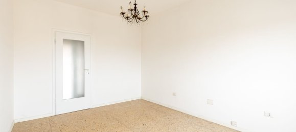 2-Zimmer Wohnung in Milan, Italy, Nr. 240682 9