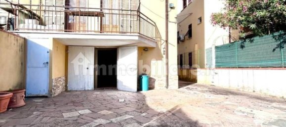 3 bedrooms House in Castelnuovo Magra, Italy No. 319076 3