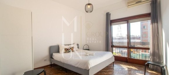 4 bedrooms Apartment in Porto, Portugal No. 31404 3