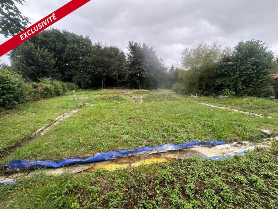  قطعة أرض في Cotes-d'Armor, France 750متر مربع رقم 341007