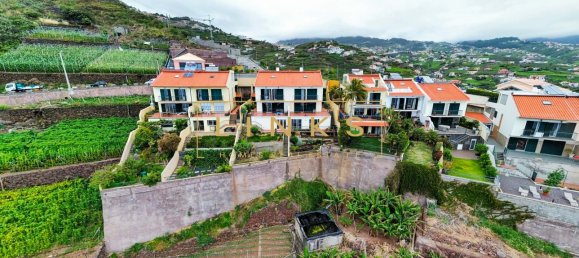 3 bedrooms Villa in Camara de Lobos, Portugal No. 205570 25