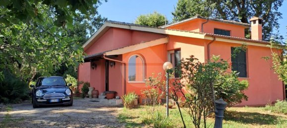 7-Zimmer Villa in Sutri, Italy, Nr. 181575 2