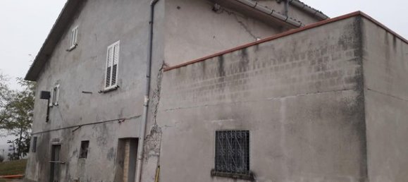 10غرفة منزل في Urbino, Italy رقم 131479 3