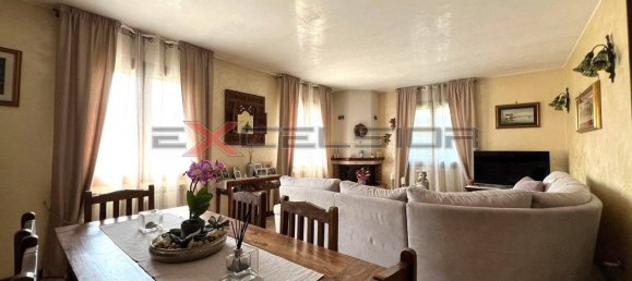 3 bedrooms Villa in Cavarzere, Italy No. 305527 8