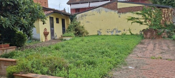 14 bedrooms House in Vercelli, Italy No. 380192 2