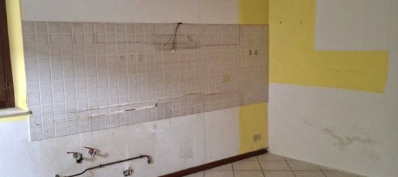 14 bedrooms House in Vercelli, Italy No. 380192 8