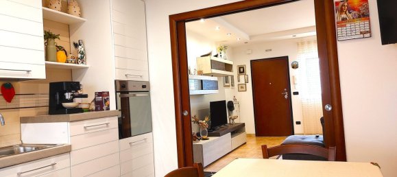 3 Schlafzimmer Wohnung in Monopoli, Italy, Nr. 318648 3