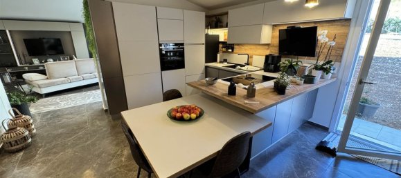 6 bedrooms Villa in Erice, Italy No. 372522 6