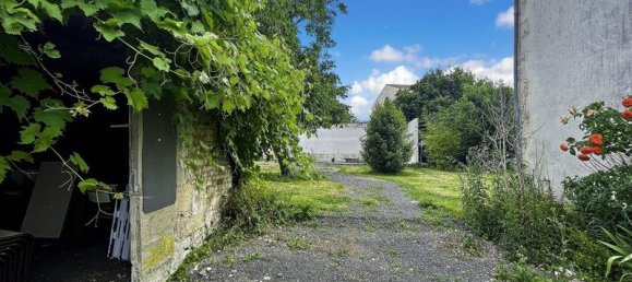 3 bedrooms House in Bourgneuf, France No. 101362 5